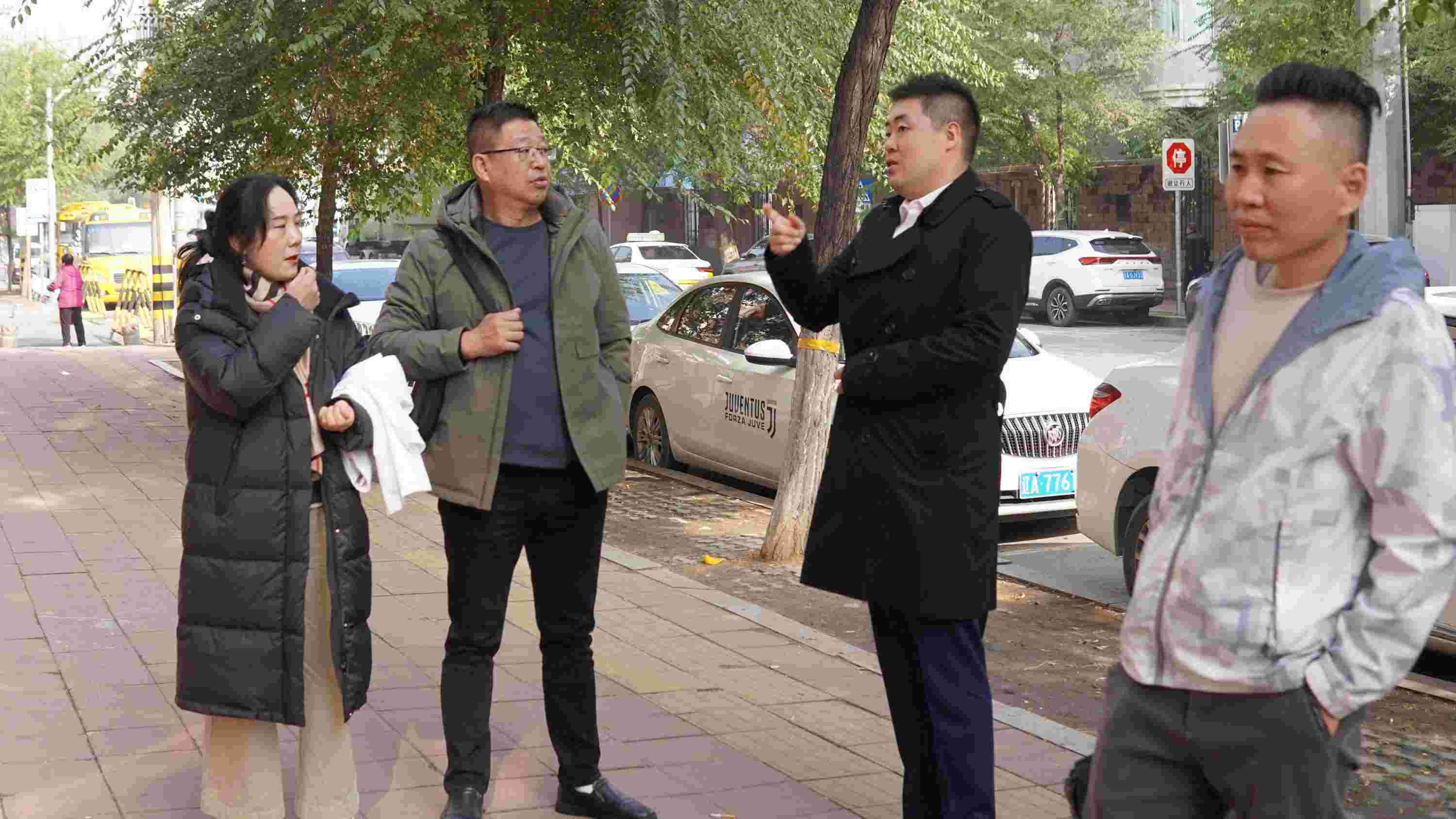  2024高峰论坛之实体店参观